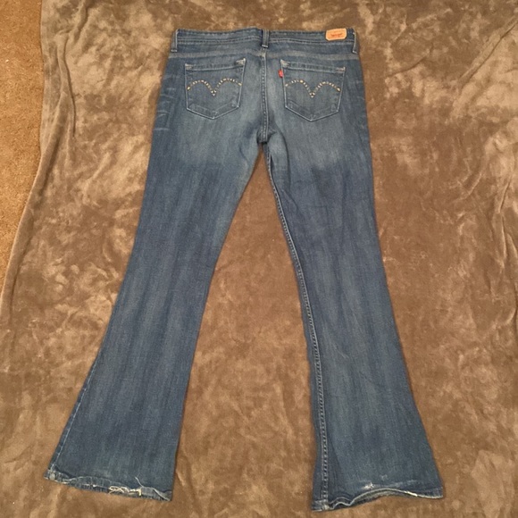 Levi’s - Picture 2 of 4